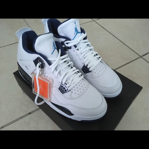 deadstock jordan 4